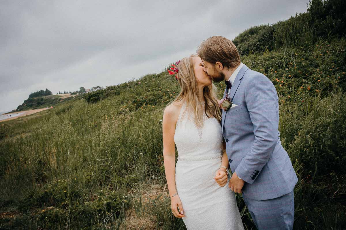 billeder af brudeparret i naturen